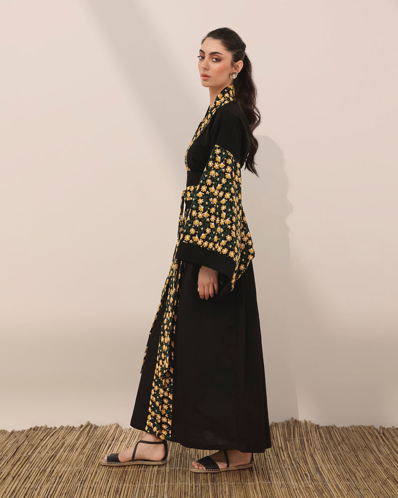 Kimono style linen abaya with daisy embroidered flowers