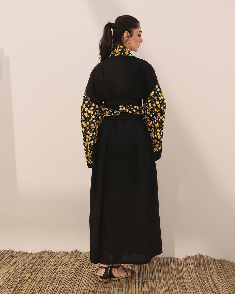 Kimono style linen abaya with daisy embroidered flowers