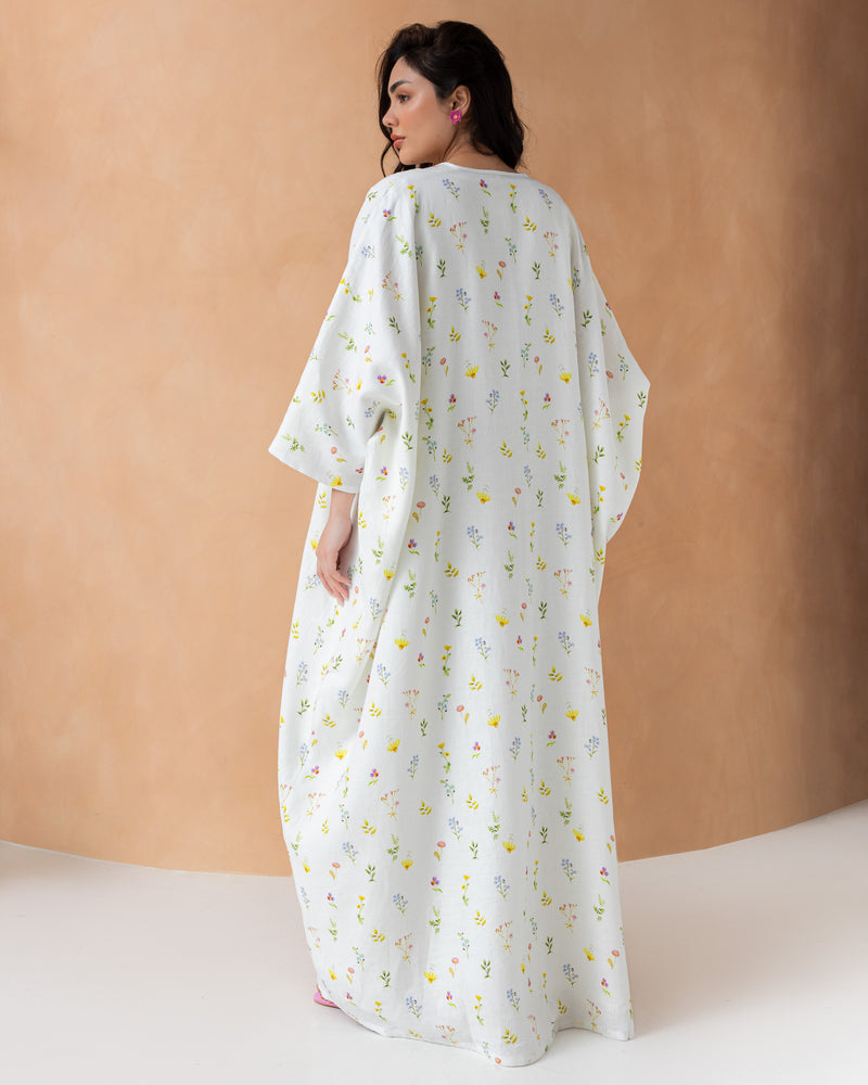 Mariposa cut in linen with floral prints