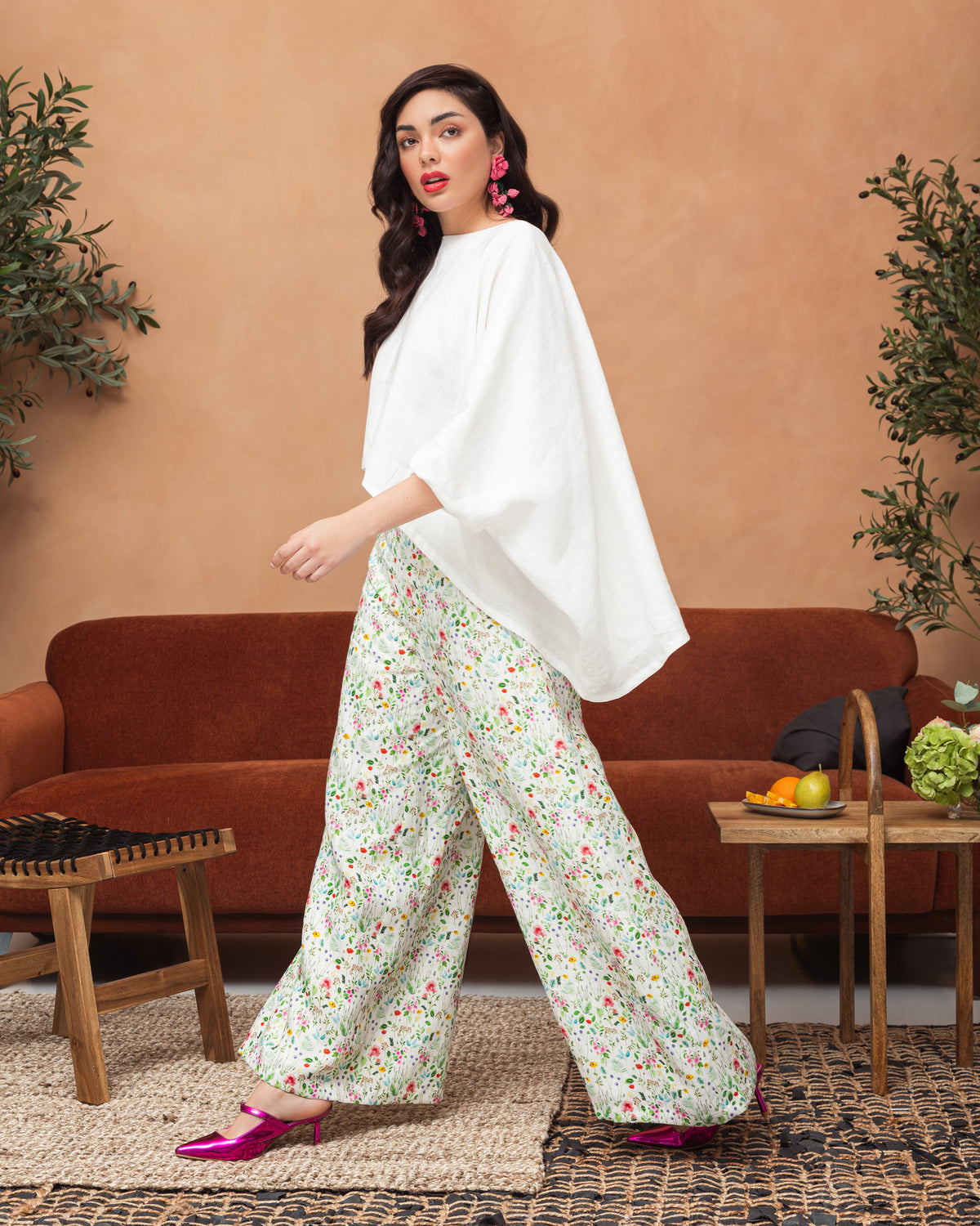 Wide legged printed floral linen pants