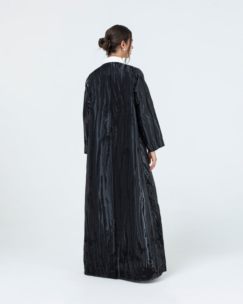 Glazed black overlapped closure w/ silver button classic abaya