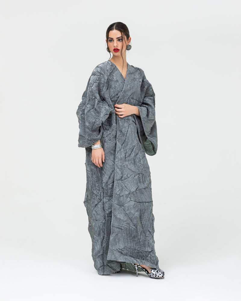 Classic T-cut abaya in metallic crushed pleated fabric