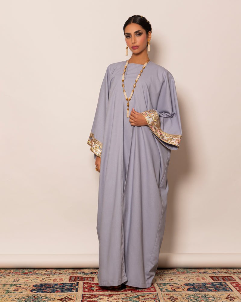 Classic linen abaya with embellished trimmings on sleeves