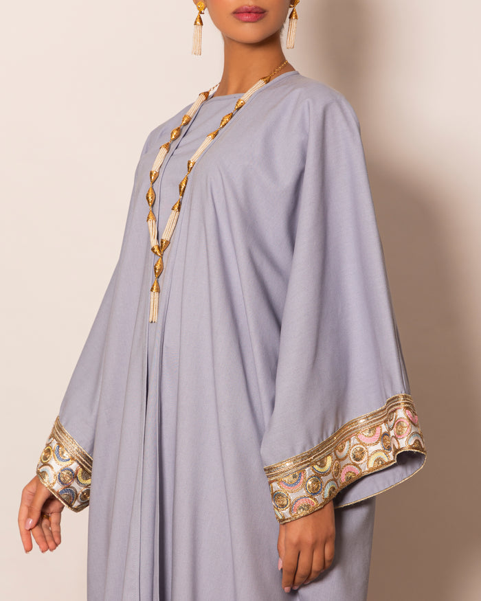 Classic linen abaya with embellished trimmings on sleeves