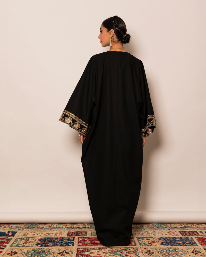 Classic linen abaya with embellished trimmings on sleeves