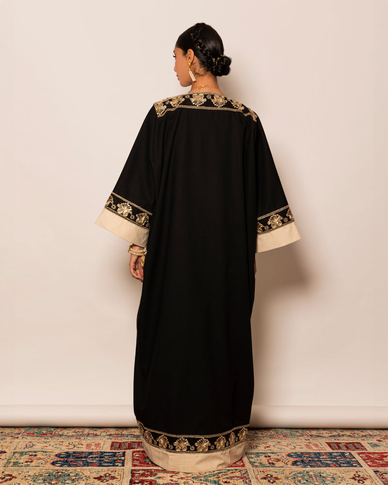 Two-toned classic linen abaya outlined with embellished trimming