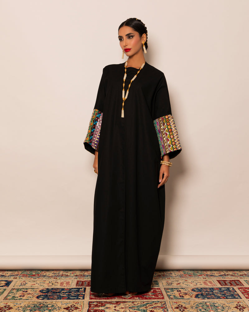 Classic abaya with wide embellished trim sleeves