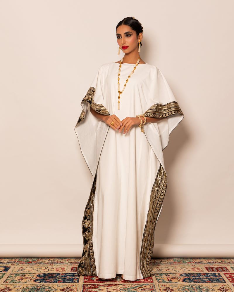 Double sided trimmed linen kaftan with inner stitching